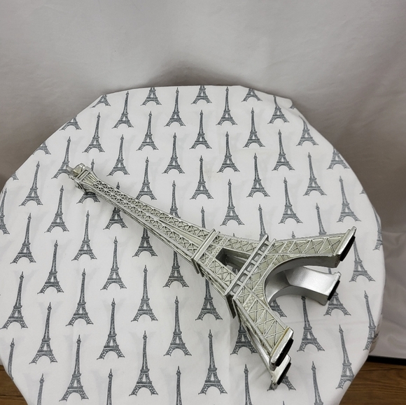 Silver Eiffel Tower - Picture 3 of 4